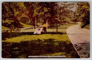 Council Bluff Iowa Beautiful Fairmount Park Postcard A26