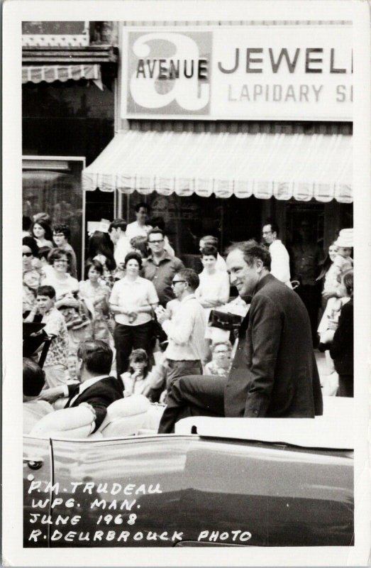 Pierre Trudeau Winnipeg MB Canada Prime Minister 1968 Deurbrouck Postcard E75