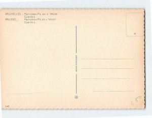 Postcard Manneken-Pis als Welsh Guards, Brussels, Belgium
