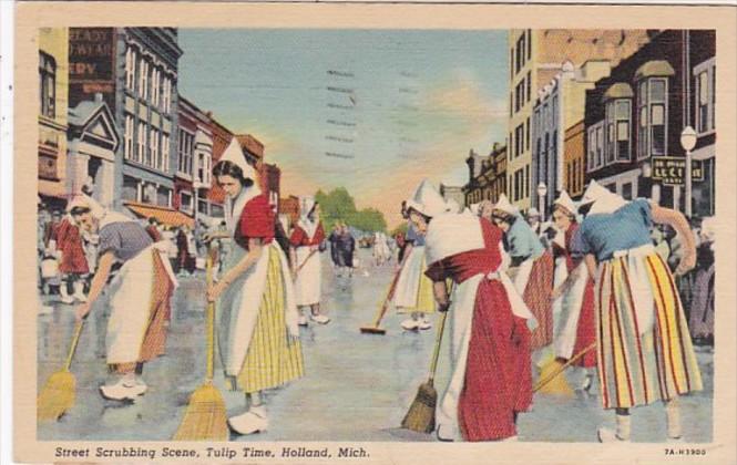 Michigan Holland Street Scrubbing Scene Tulip Time 1940 Curteich