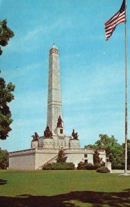 Vintage Postcard Lincoln's Tomb Oak Ridge Cemetery Spire Bronze Springfield IL