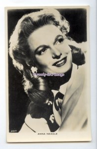 b5793 - Film Actress - Anna Neagle - No.257 - postcard