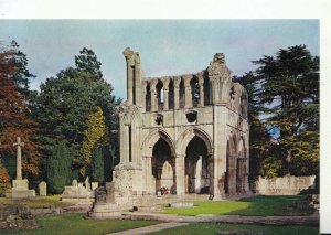 Scotland Postcard - Dryburgh Abbey - Berwickshire - Ref TZ8712