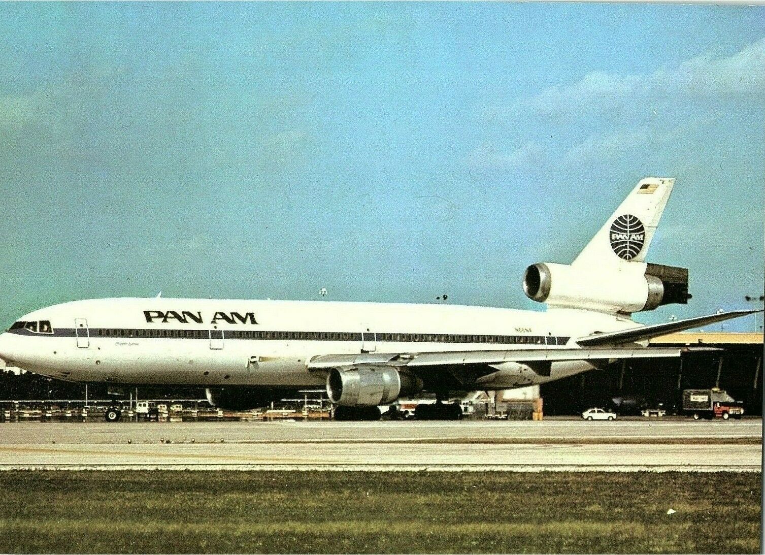 Pan Am World Airways Douglas DC 10 airline issued Postcard at Miami