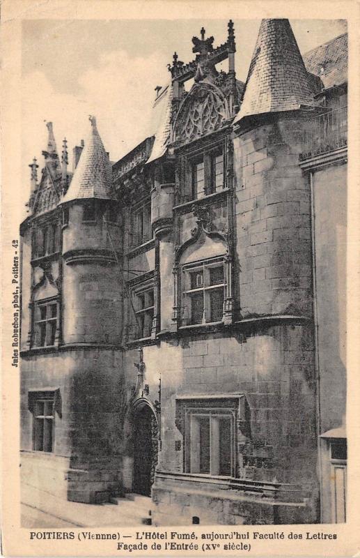 BF16039 poitiers vienne l hotel fume france