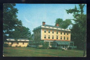 Wakefield, Rhode Island/RI Postcard, Larchwood Inn & Restaurant