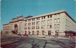 CNR Union Station Winnipeg Manitoba Canadian National Railways 1950s Postcard H7