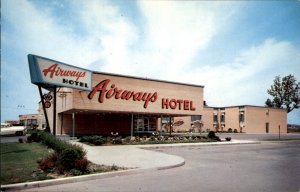 Buffalo NY New York Airways Hotel c1950-60s Vintage Postcard