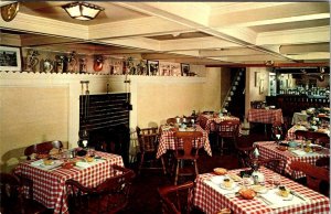 Lansing, MI Michigan  BRAUER'S 1861 HOUSE RESTAURANT Interior ROADSIDE Postcard