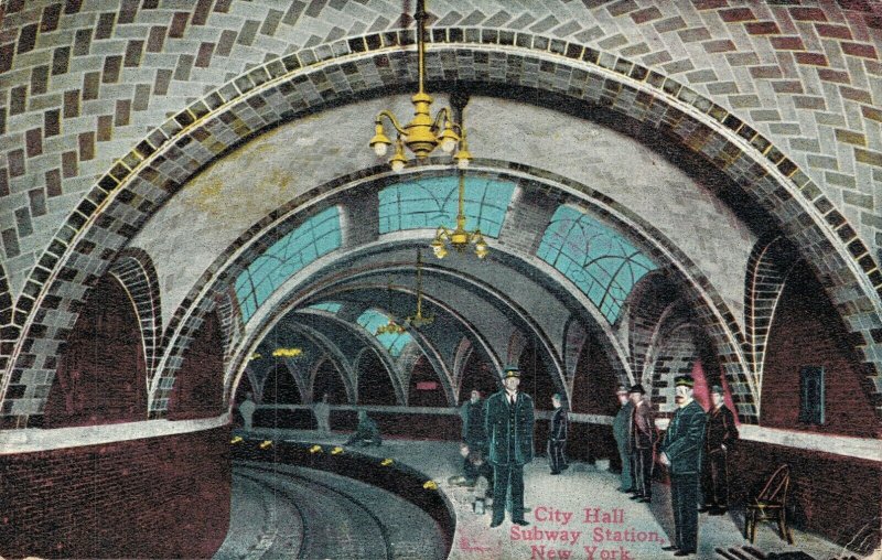 USA City Hall Subway Station New York 04.21