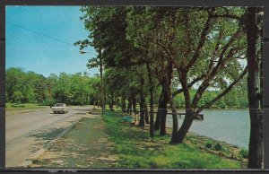 New Jersey, Spotswood - Scenic Road Along Spotswood Lake - [NJ-171]