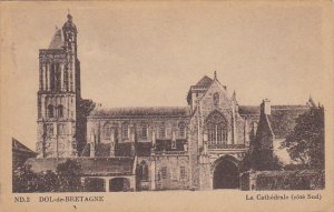 France Dol de Bretagne La Cathedrale cote Sud 1947