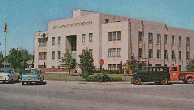 Sumner County Court House Wellington KS 1950s Autos Pick Up Trucks postcard H167 