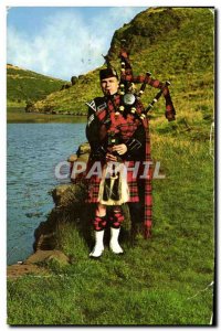 Modern Postcard Sergeant Piper of The King's Own Scottish Borderers