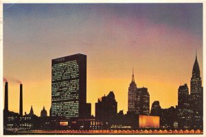 Lot 12 usa  new york city united nations building empire state chrysler at night