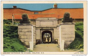 Entrance to the Citadel , Halifax , Nova Scotia , Canada , 30-40s