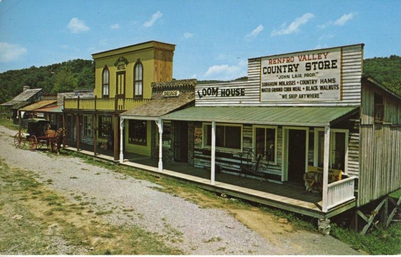 Old Main Street ~ Renfro Valley Kentucky KY  ~ Loom House Horse Buggy Postcard