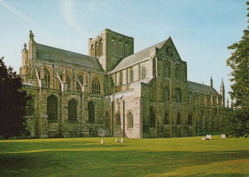 Hampshire Postcard - Winchester Cathedral, Norman Transept and Tower RR7829