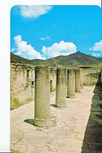 Mexico Postcard - The Hall of The Columns at The Mitla Ruins - Oaxaca   DP671