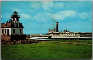 Shelburne Vermont Postcard Sternwheeler TICONDEROGA / Colchester Reef Lighthouse 