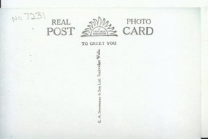 Devon Postcard - Cornucopia Carved Doorway Clovelly - Real Photo - Ref 9399A