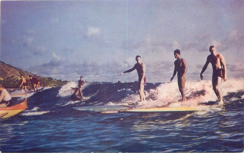 Postcard 1940s Hawaiian Surfing Islands Ocean Roberts 22-12708