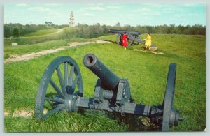 Fort Hill Mississippi~Vicksburg National Military Park~Cannons~Tourists~