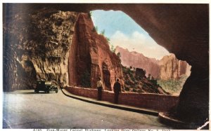 Vintage Postcard Mount Carmel Highway from Gallery Donald Zion National Park