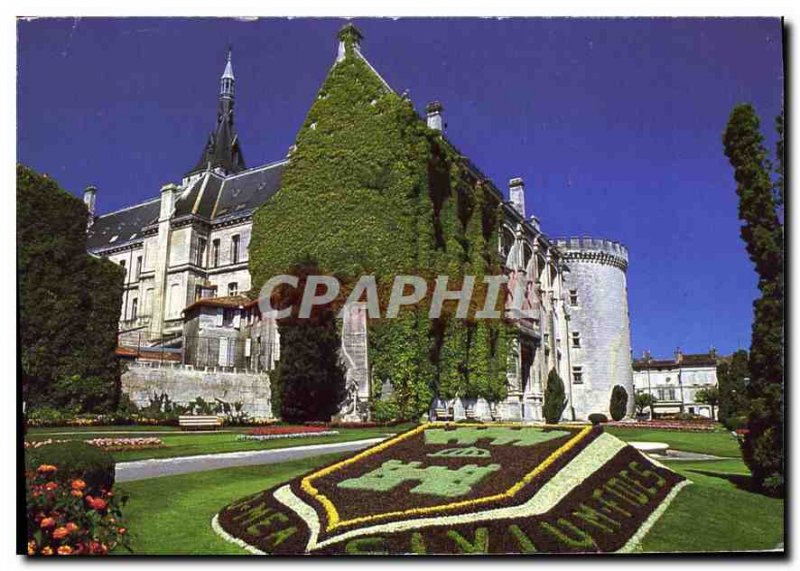 Postcard Modern Charente Angouleme The City Hotel and the square J Kennedy