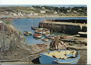 Cornwall Postcard - Coverack Harbour - Ref TZ8264