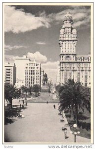 RP; Plaza Independencia, Palacio Salvo Montevideo, Republica de Uruguay, 10-20s