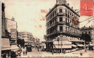 France Toulouse Carrefour a l'Extremite de la rue Alsace Vintage Postcard C066