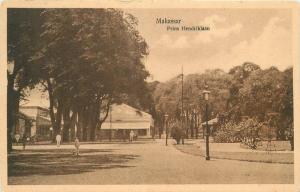 1920s Sulawesi Indonesia Makassar Prins Henricklaan postcard 10173