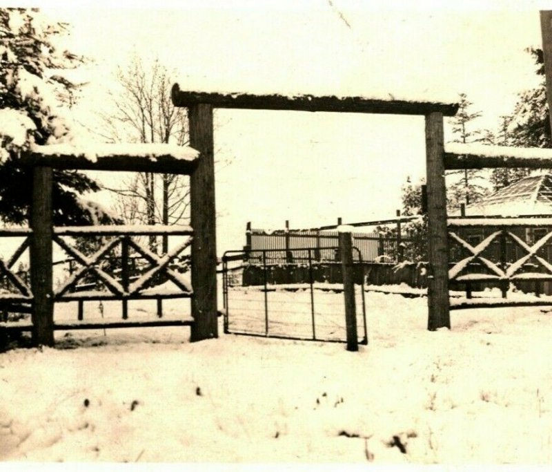 Cppr Hiver Neige Scène Ranch Corrall Porte Inutilisé 1910s Unp Vtg Carte Postale