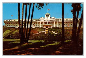 Grand Hotel Mackinac Island Mich. Michigan Vintage Standard View Postcard 