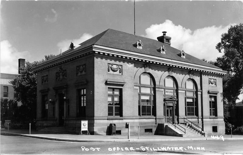 F36/ Stillwater Minnesota RPPC Postcard c1950s Post Office Building