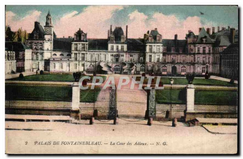 Postcard Old Palace of Fontainebleau the Court of Farewells