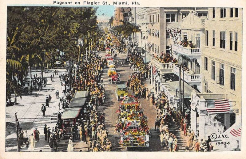 Miami Beach Florida Flagler Street Pageant Parade Vintage Postcard AA24923 