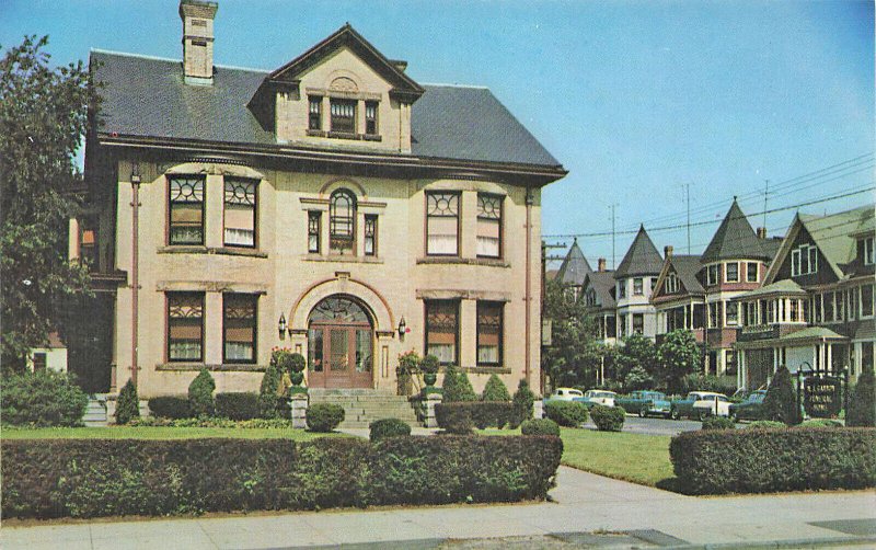 Bridgeport CT M. J. Gannon Funeral Home On Washington Avenue, Postcard