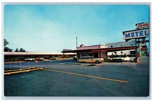 Gold Beach Oregon OR Postcard Leith Motel Cars Scene US  Highway 10 c1950's