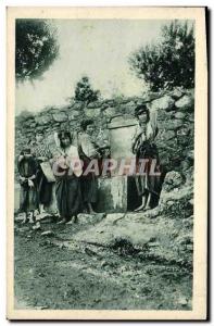 Postcard Old Women Algeria Kabyle to the fountain