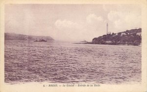 France navigation & sailing topic postcard Brest harbor entrance warship
