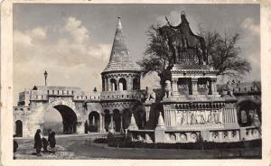 B36167 Budapest Fishermans Bastion with the memorial to St Stephen  hungary