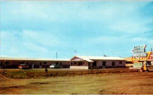 South Raton, New Mexico - Stay at the Texan Motel on U.S. 87 - c1950