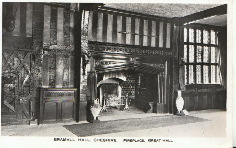 Cheshire Postcard - Bramall Hall - Great Hall - Real Photograph - Ref TZ5783 