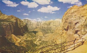 USA Switchbacks on Zion Mt Carmel Highway Zion National Park Postcard 07.30