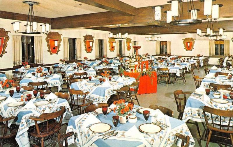 Frankenmuth Michigan Bavarian Inn Interior Vintage Postcard K38231