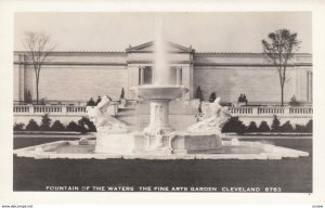 RP: CLEVELAND , Ohio , 1910s ; Fine Arts Building , Fountain of the Waters