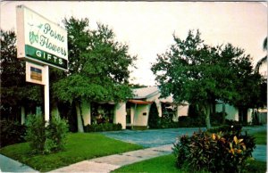 St Petersburg, FL Florida  POSNO FLOWERS & GIFTS  ca1960's Advertising Postcard