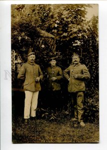 275674 WWI Germany SOLDIER near GAZEBO Real PHOTO FELD-POSTAMT